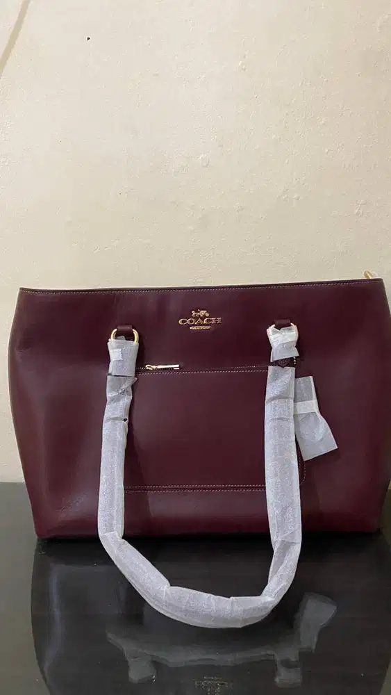 Coach station tote bag Maroon NEW