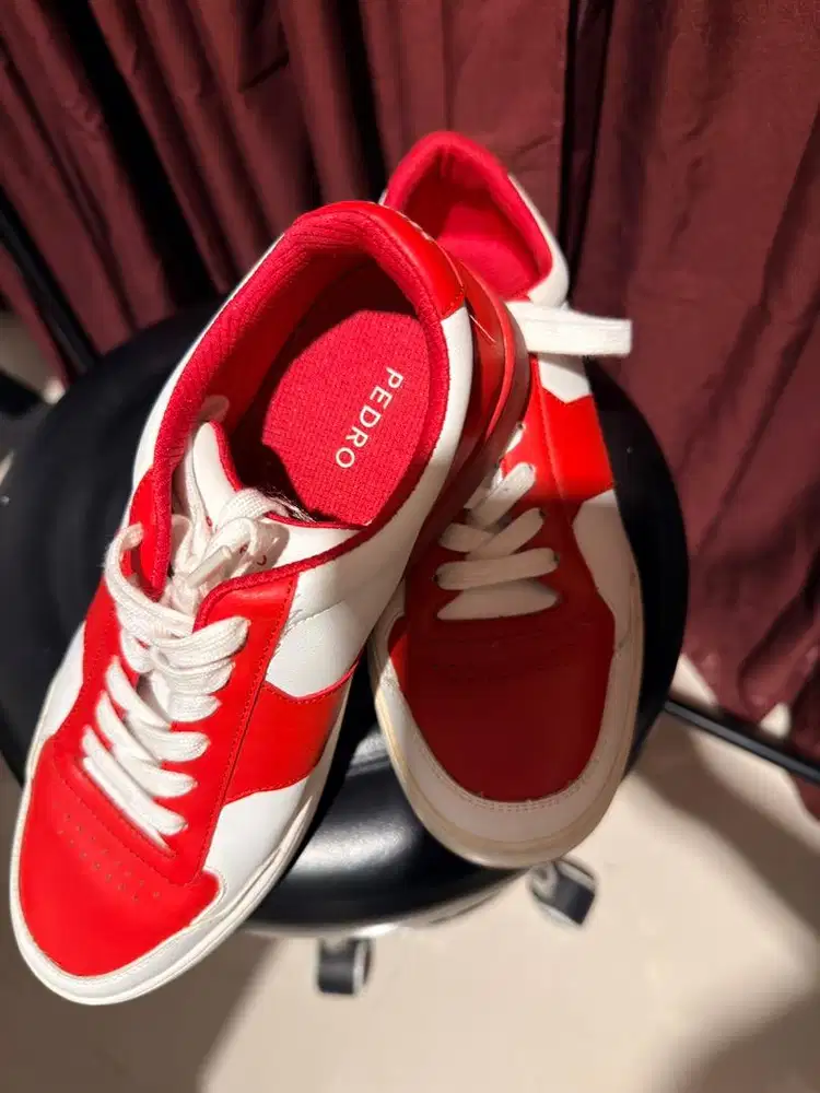 Pedro size 40 like new