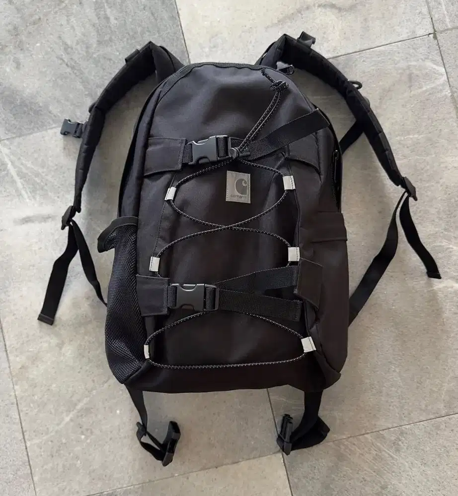 carhartt reflective kickflip backpack