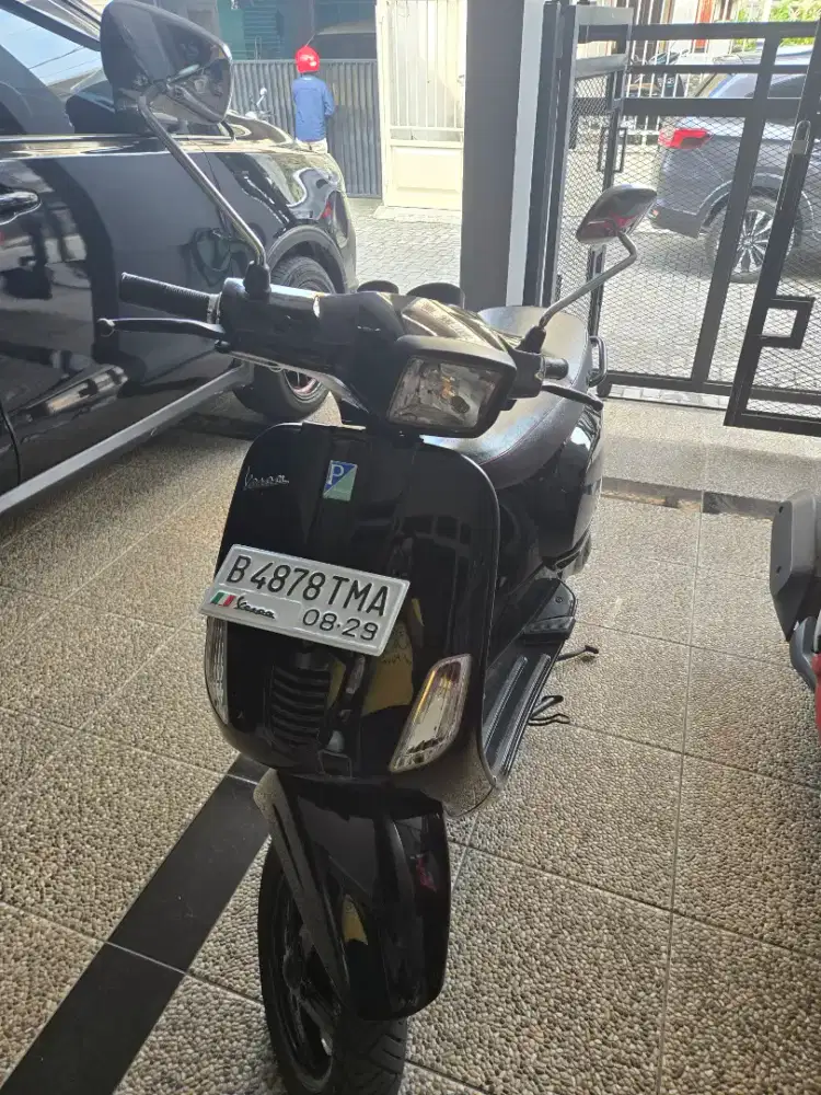 Di jual Vespa S125 3V