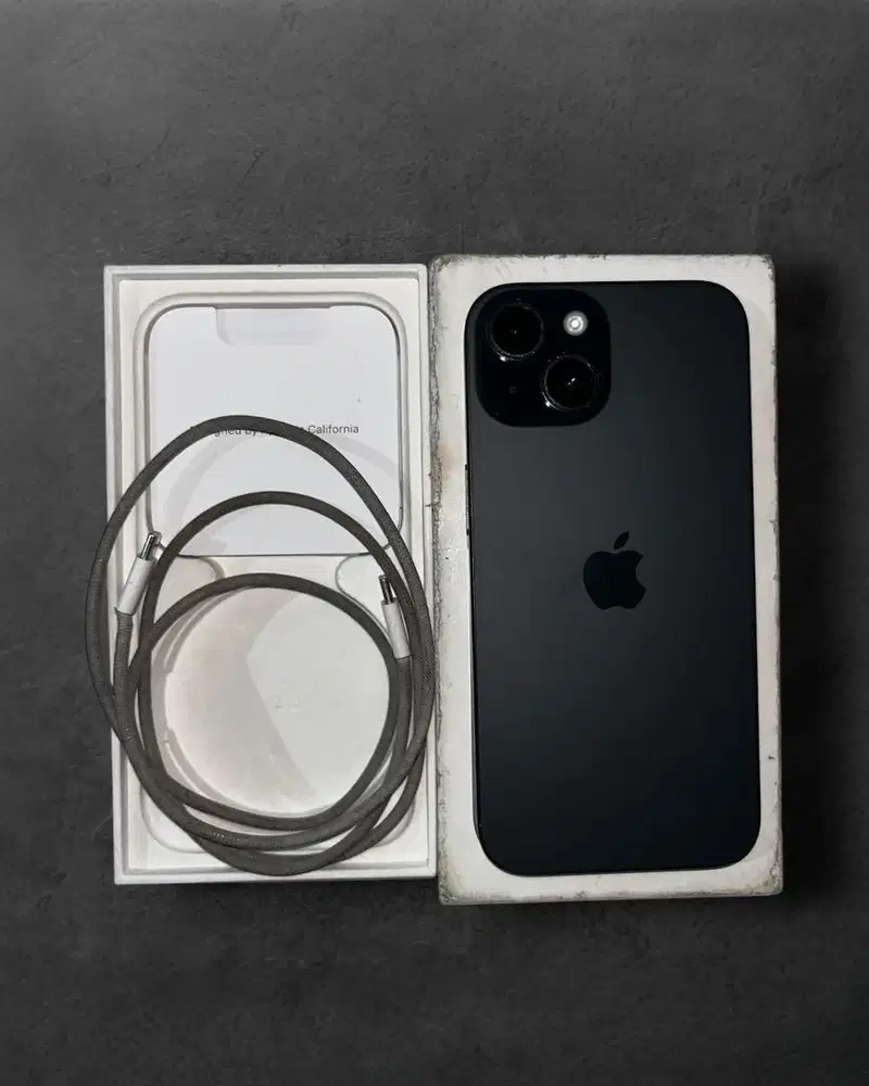 iPhone 15 128GB ibox garansi 3 Bulan
