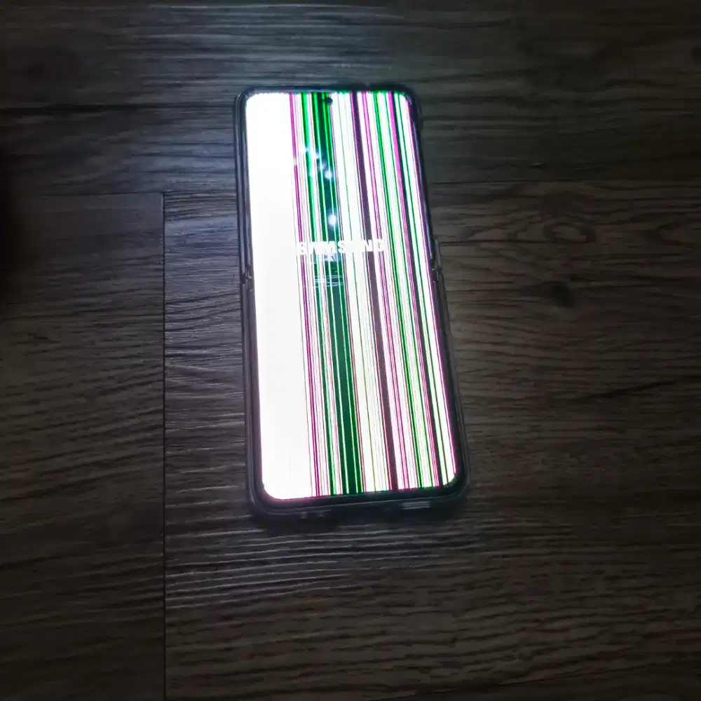 Samsung Zflip 3 256GB mulus, minus lcd