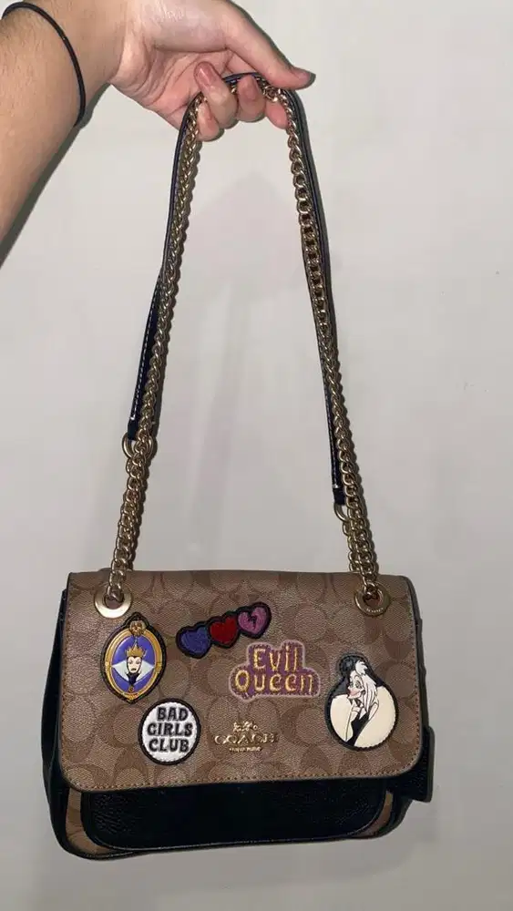 Coach x Disney Klare