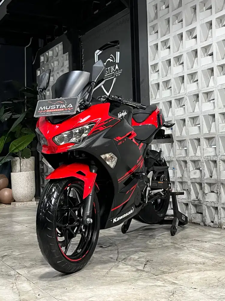 KAWASAKI NINJA 250 ABS 2018 - Chintia Mustika
