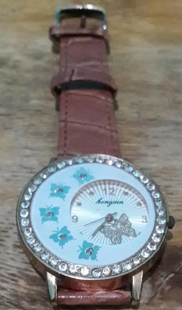 JAM TANGAN ELEGAN WANITA