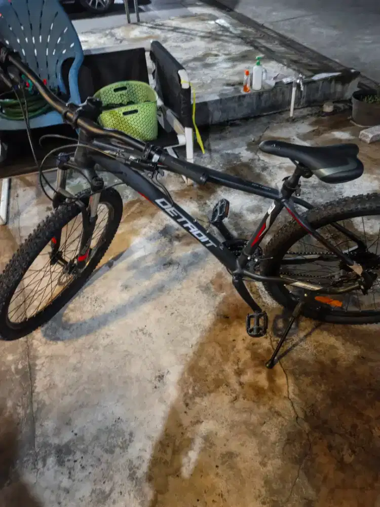 Sepeda mtb united detroit 27,5inch 2.1