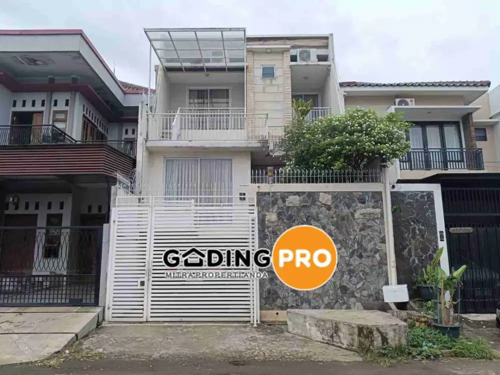 Rumah Rapih 2 Lantai Semi Furnish LT 175 Di Billy Moon Duren Sawit Jakarta Timur