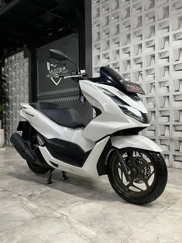HONDA PCX 160 ABS 2024 - Chintia Mustika