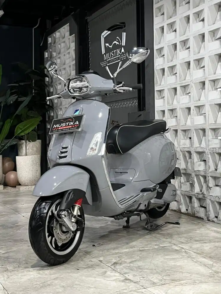 VESPA SPRINT 150ABS 2023 - Chintia Mustika