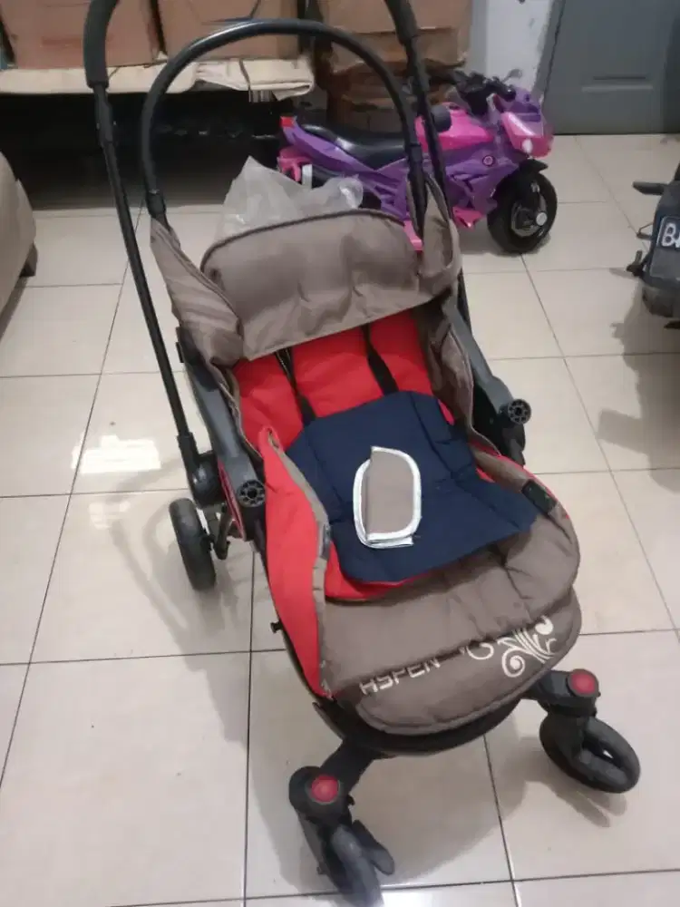 Stroller Lipat Bayi
