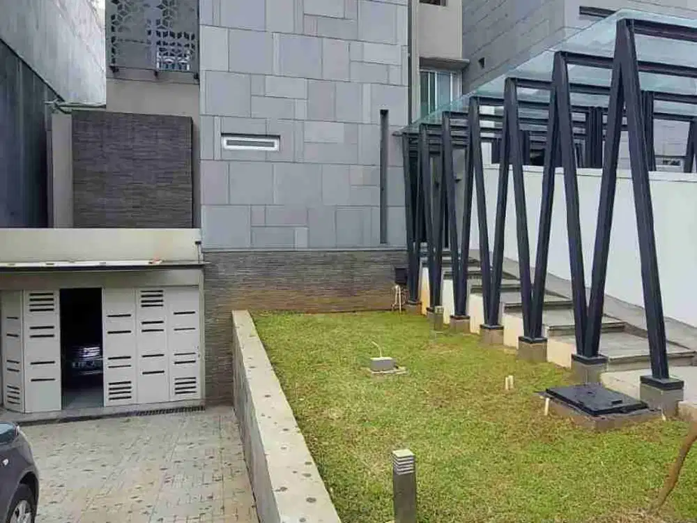 Dijual Rumah Modern Minimalis di Gedung Hijau Pondok Indah