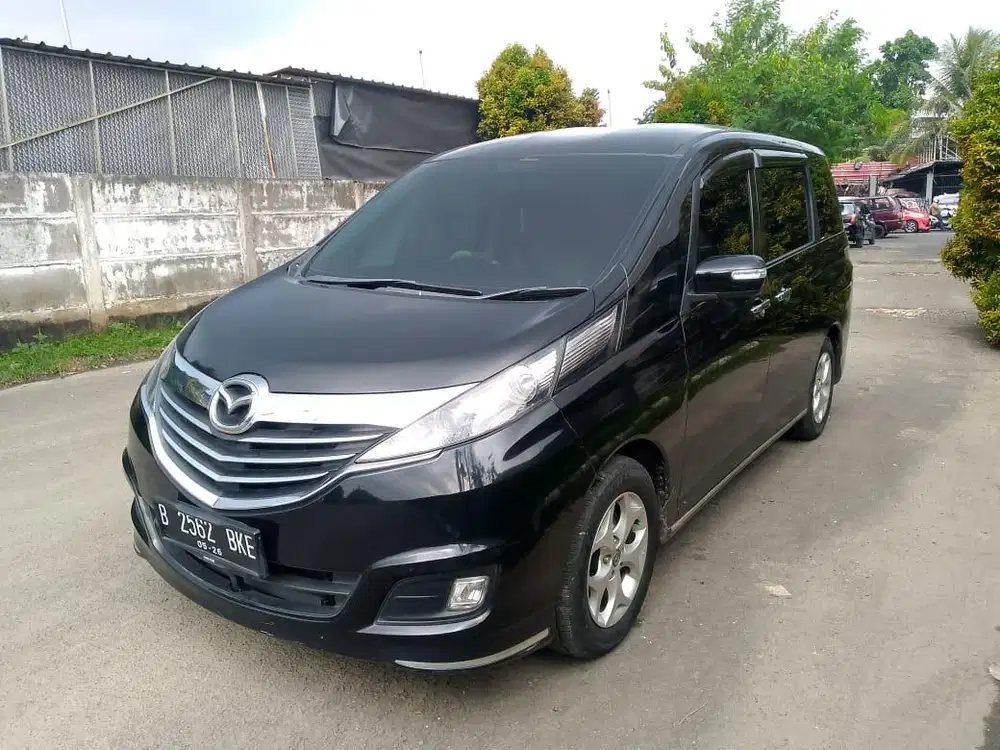 Mazda Biante skyactive At 2016 hitam ganteng