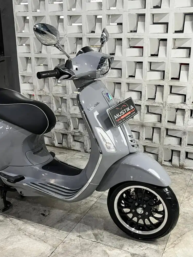 VESPA SPRINT 150ABS 2023 - Chintia Mustika