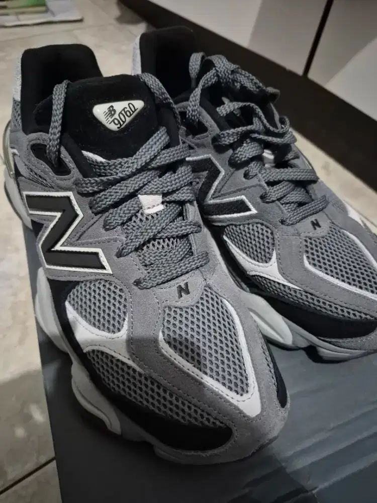 New Balance 9060