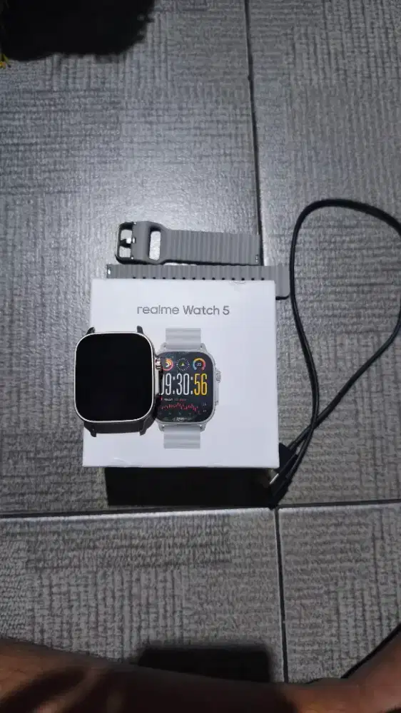 Realme watch 5 ( open box 2 bulan)