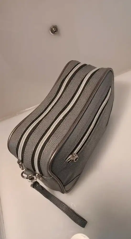 Tas Kulit Asli Pria Wanita