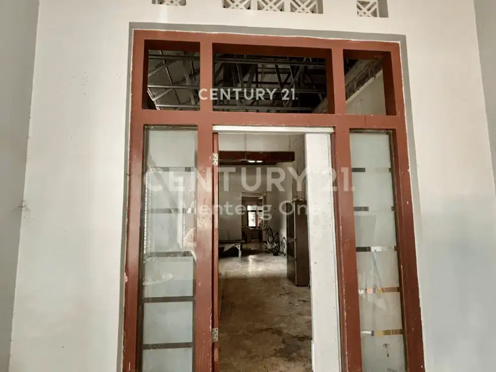 Ruang Usaha 2 Lantai Lokasi Strategis Di Jakarta Pusat