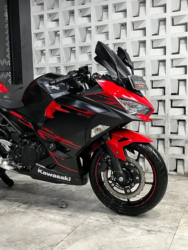 KAWASAKI N8NJA 250 ABS 2018 - Chintia Mustika