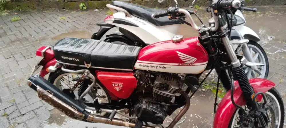 Di jual Honda CB 125 srt lengkap