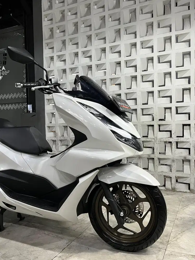 HONDA PCX 160 ABS 2024 - Chintia Mustika
