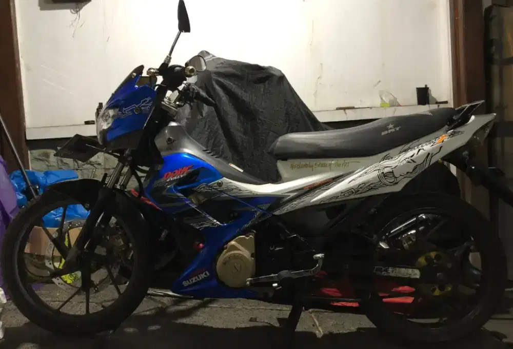 Satria fu150 scd 2012 putih biru
