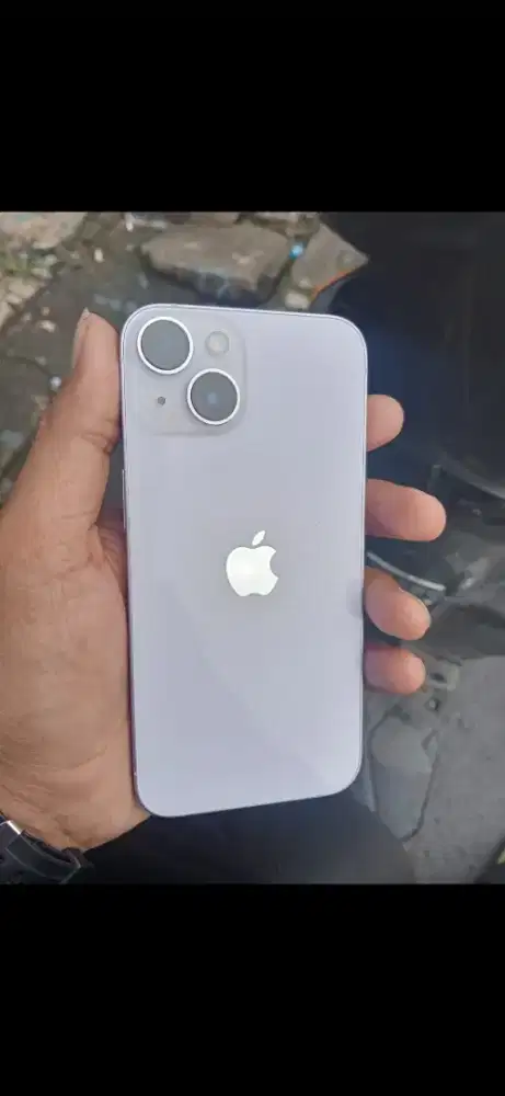 iPhone 14 ram 256