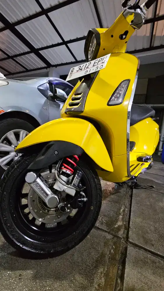 Vespa Sprint 150 Yellow 2019