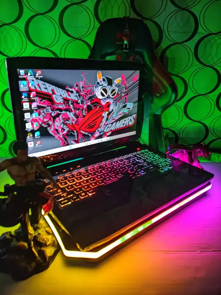Laptop Gaming ASUS ROG STRIX Hero Core i7 Ram 16gb ssd+Hdd Dual Vga