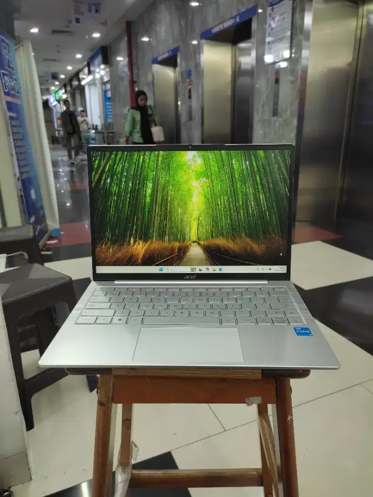 ACER LITE 14 INTEL CORE i3-1215U RAM 8 GB SSD 512 GB