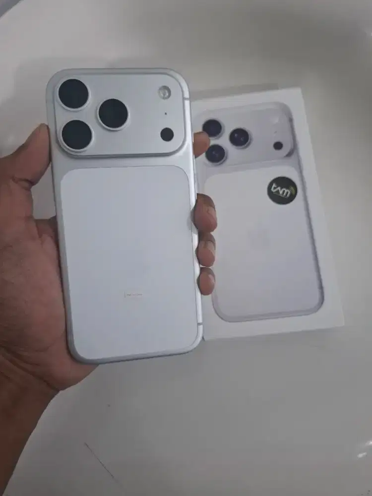 iPhone 17 pro 256gb iBox silver