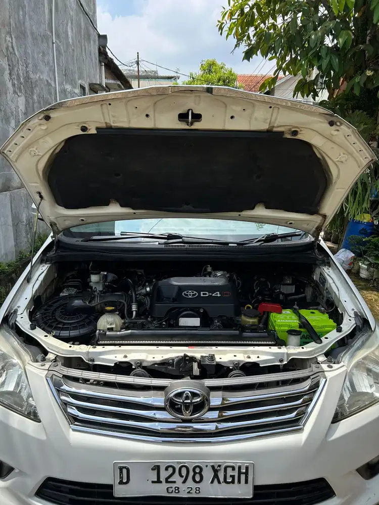 Toyota Kijang Innova 2012 Diesel