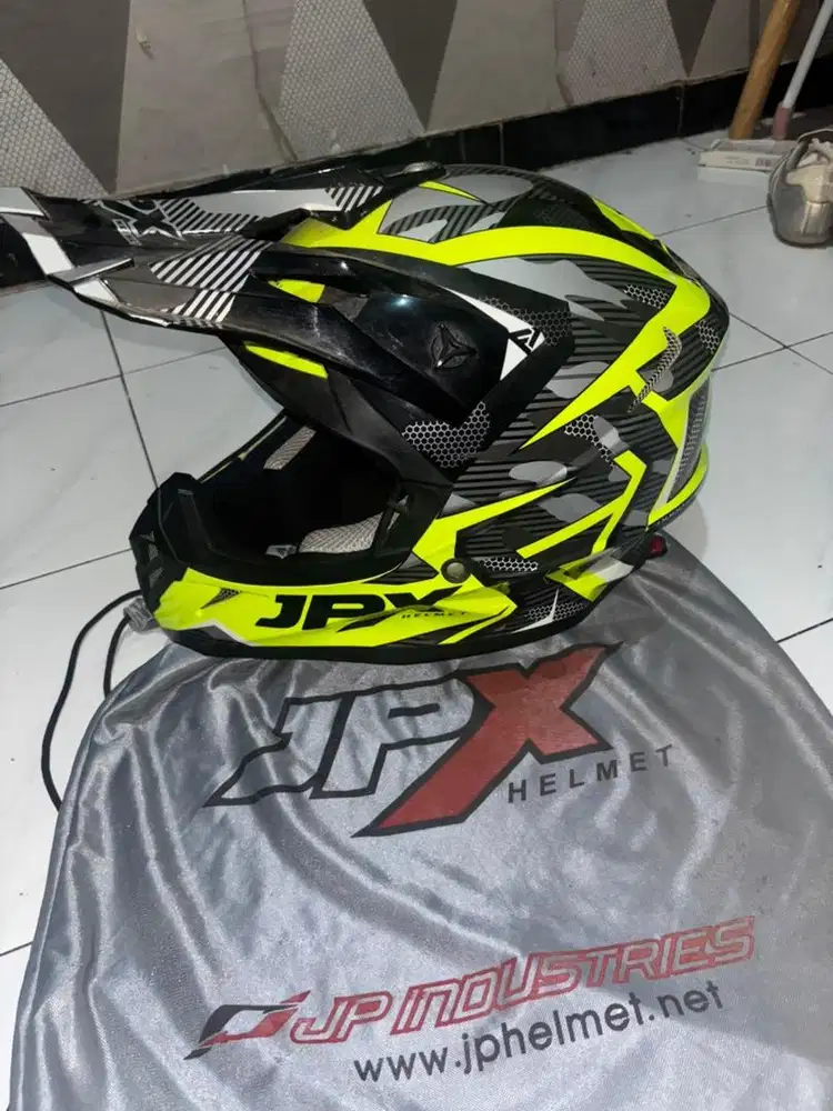 HELM JPX ORI MURAH