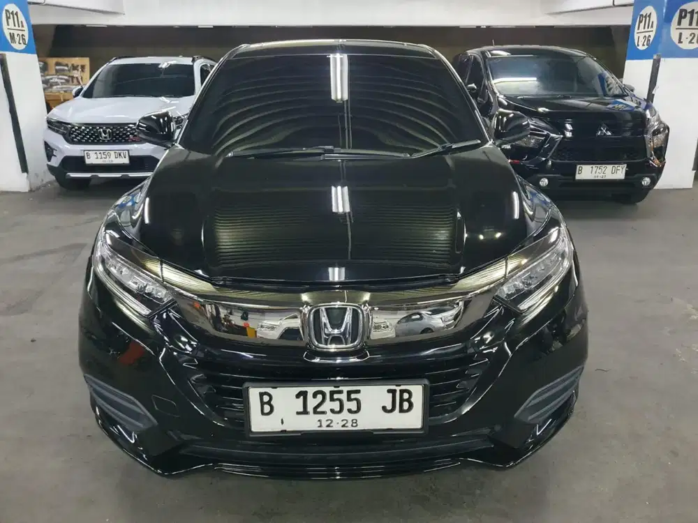 HRV 1.8 Prestige AT 2021Sunroof Panoramic FullOriginal SepertiBaruuu