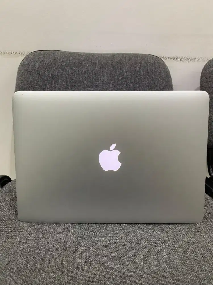 macbook air 13' 2017 8/128GB
