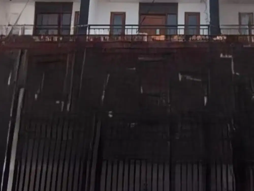 Di Sewakan Ruko 3 lantai di Johar baru Jakarta Pusat