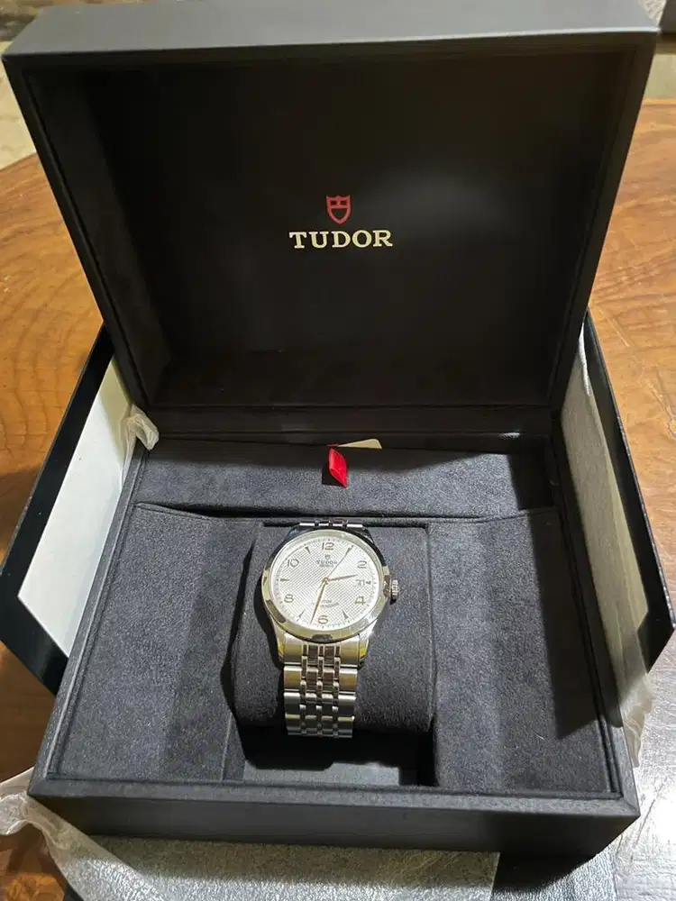 Tudor 1926 Date