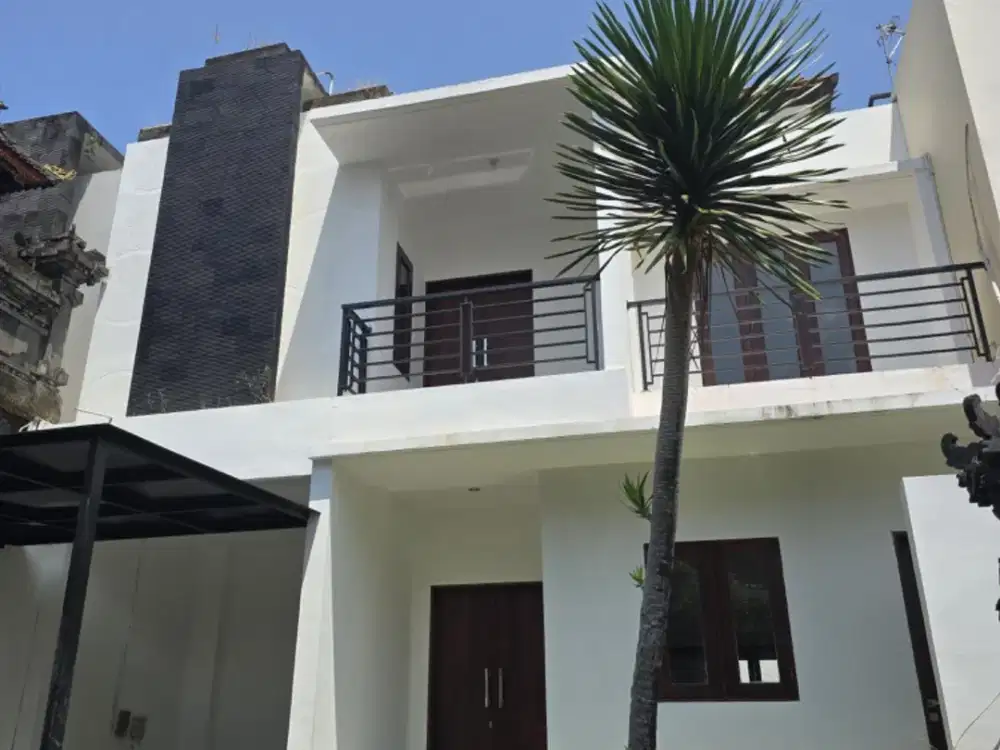 DI JUAL RUMAH DEKAT SEMINYAK DI KEROBOKAN BADUNG BALI ONE GATE