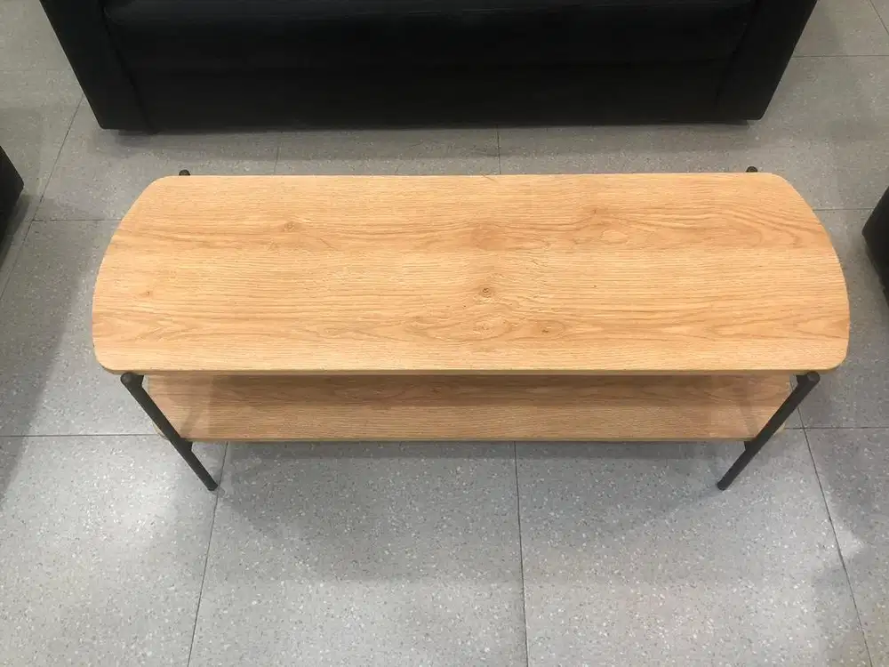 Meja Minimalis Ruang Tunggu/Tamu