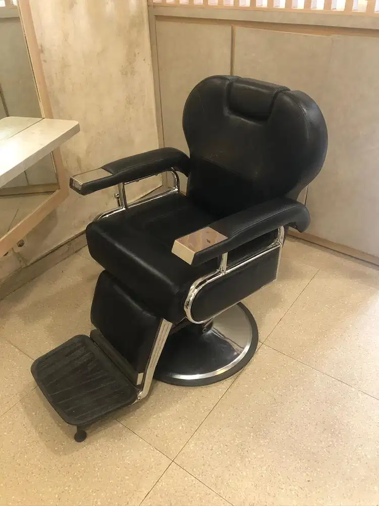 Kursi Barber untuk Potong Rambut