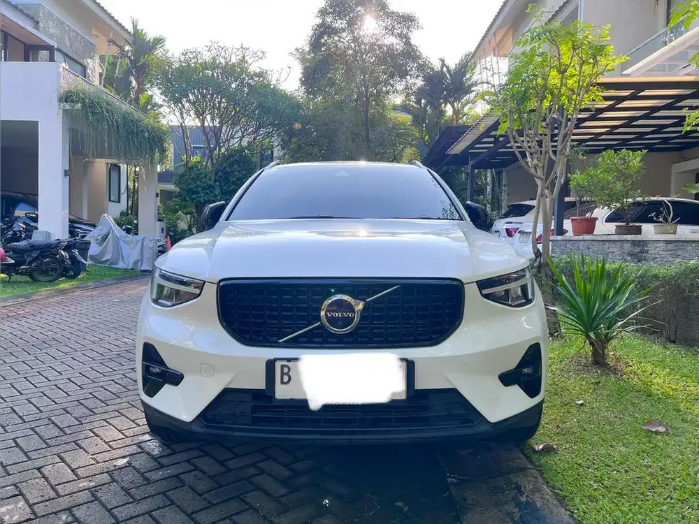 Volvo XC-40 Plug-In Hybrid