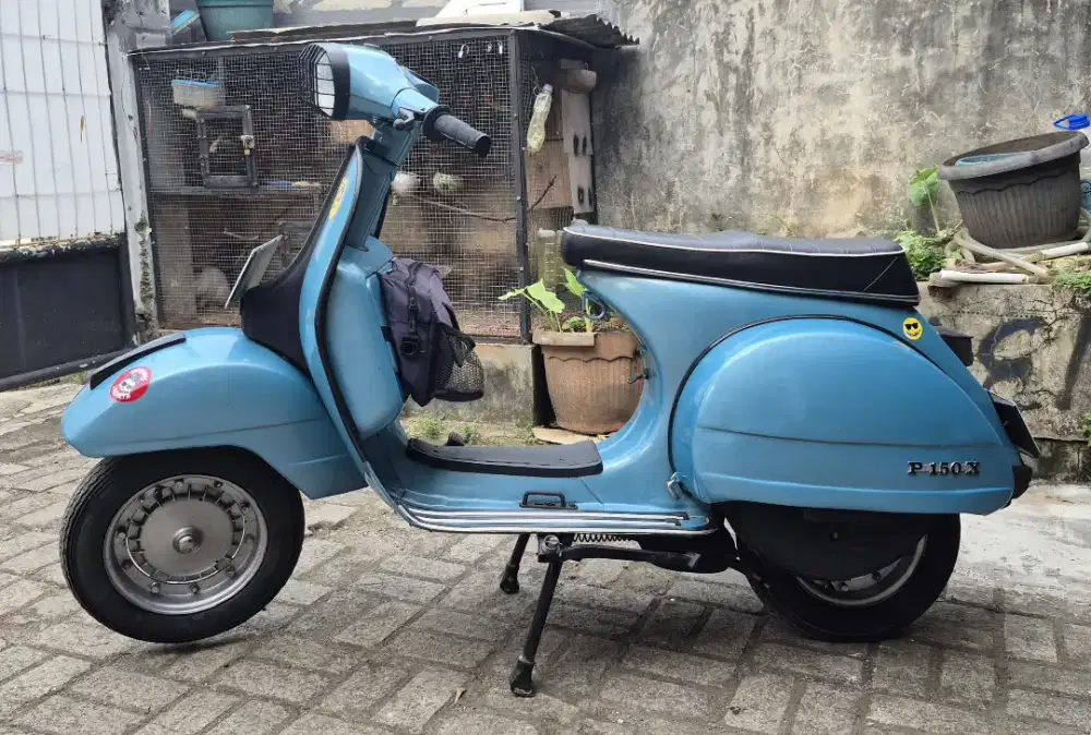 Vespa PX Banci 79
