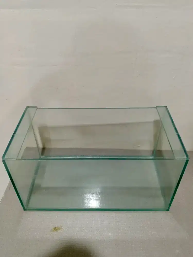 Aquarium ukuran 40×20×20cm