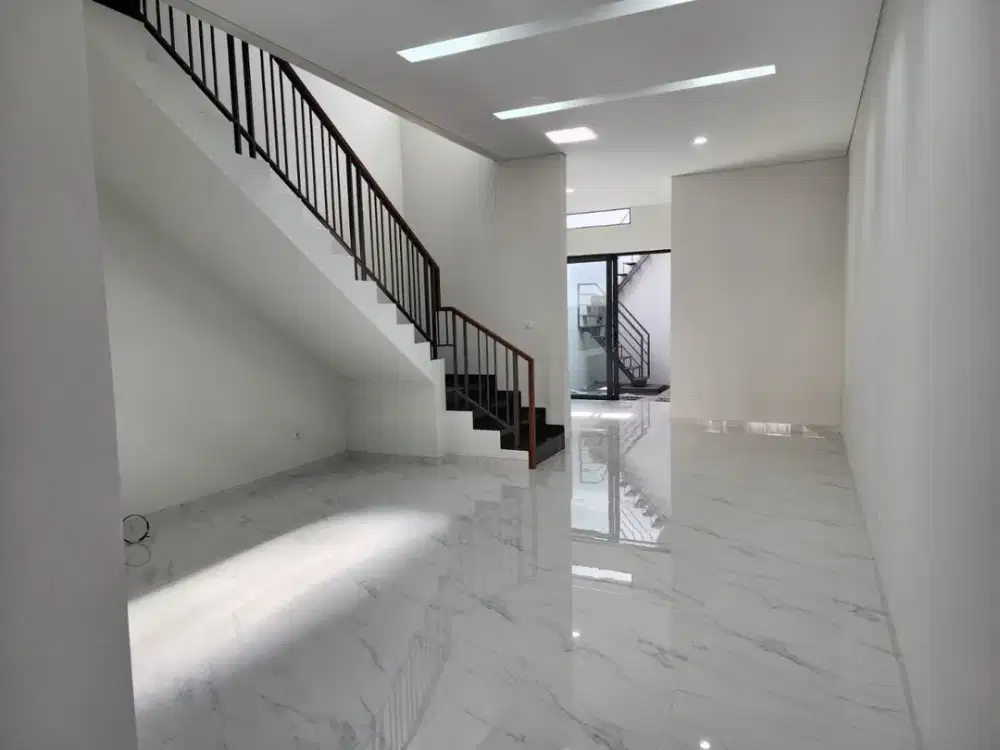 Rumah Baru Nyaman dan Tenang Mekar Wangi