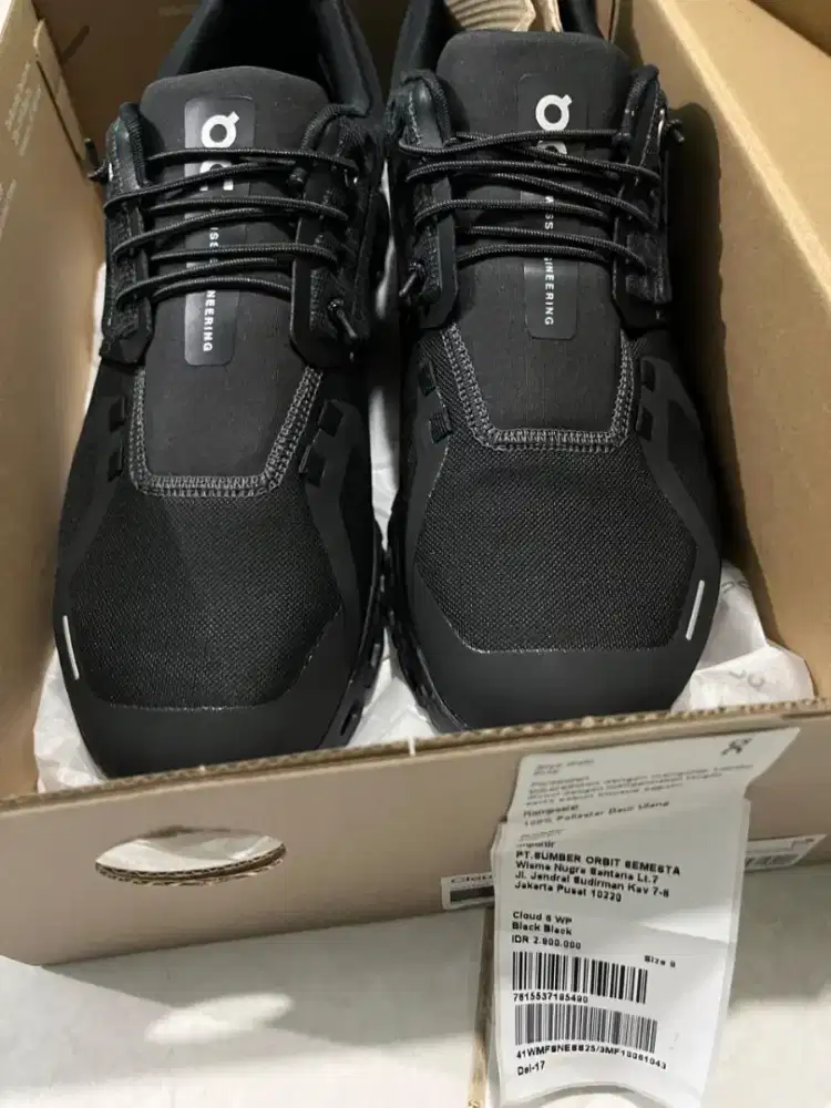 Dijual sepatu baru on cloud 6 Wp