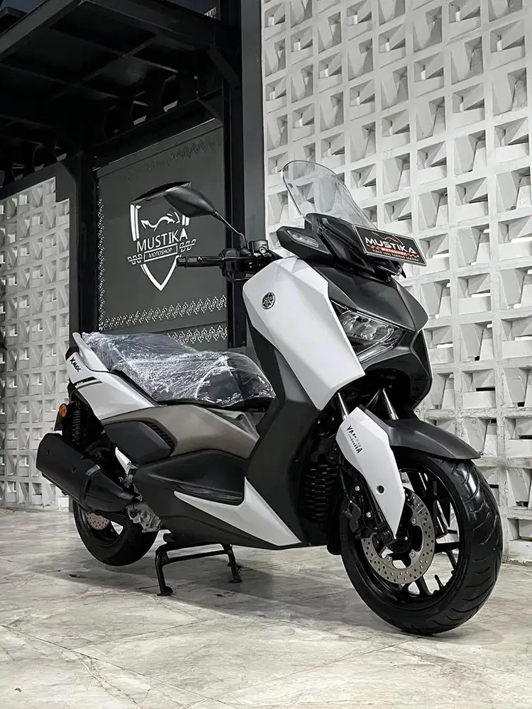 Yamaha Xmax connected 2024