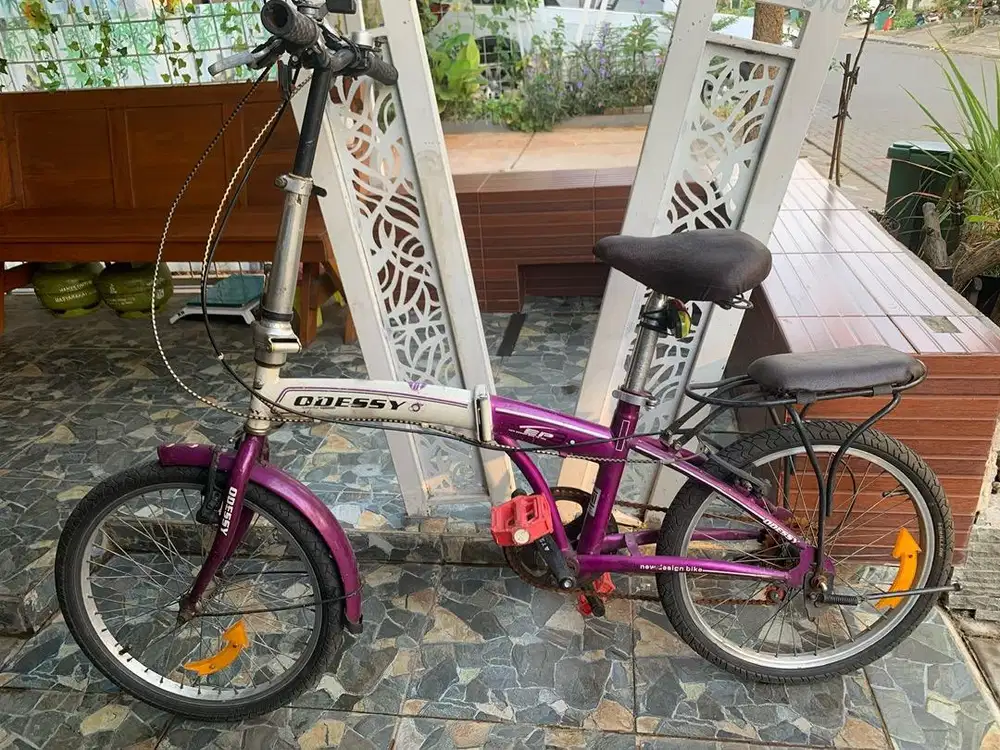 Preloved sepeda lipat