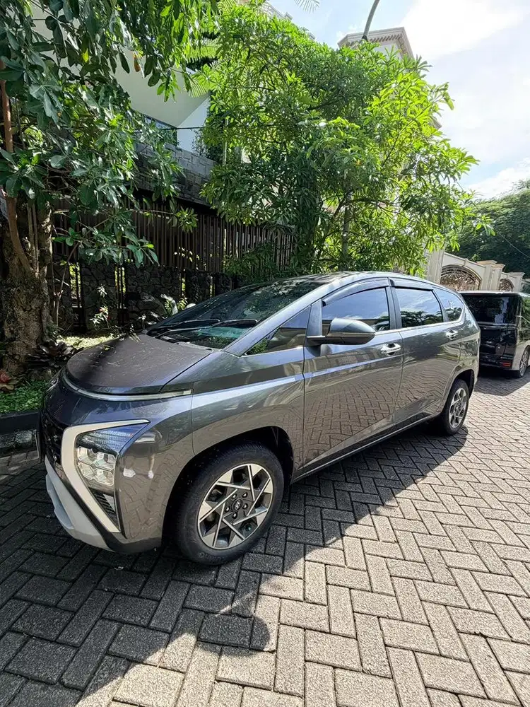 Hyundai stargazer Prime 1.5 At