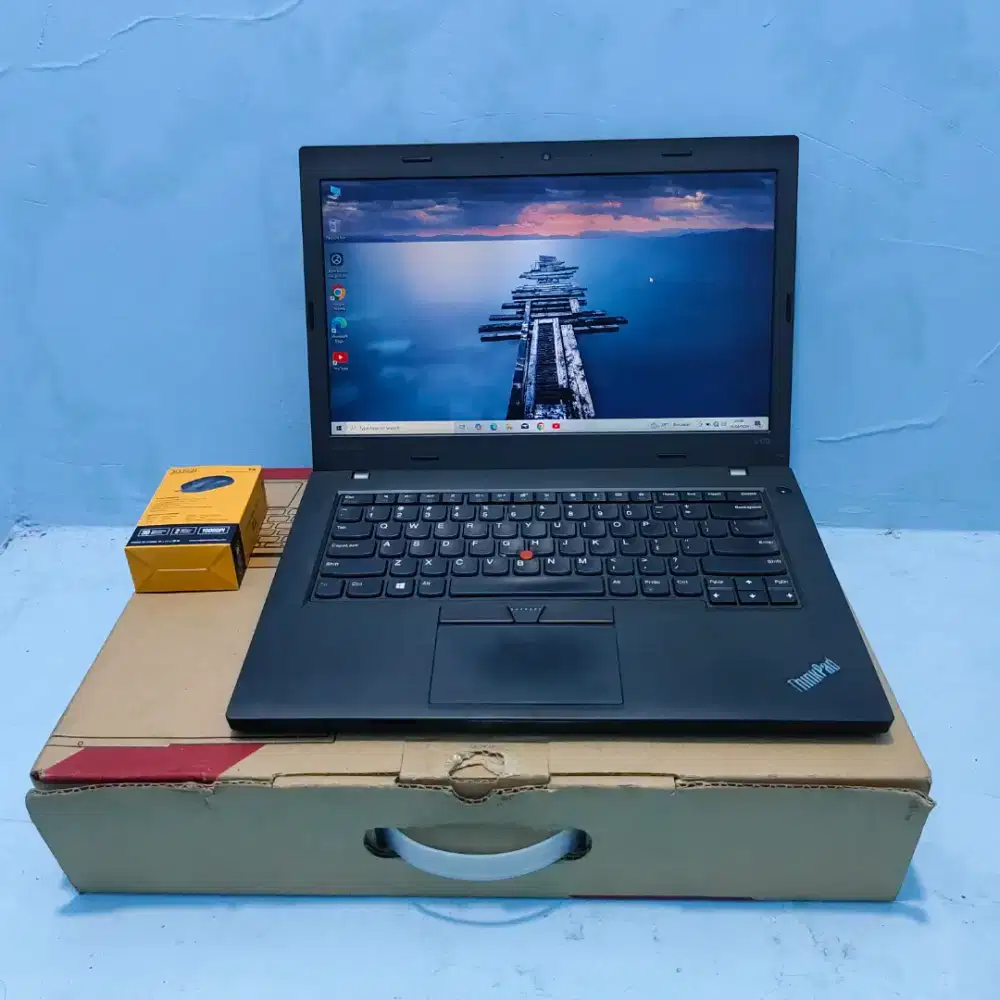 Laptop Lenovo Thinkpad Slim Core i5 Gen 6 Ram 4GB Siap pakai Win 10