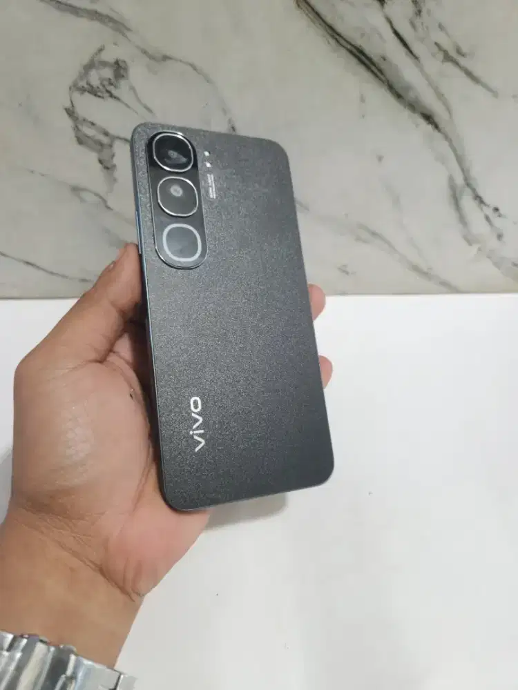 Vivo v40 lite ram 8/256 gb rekond