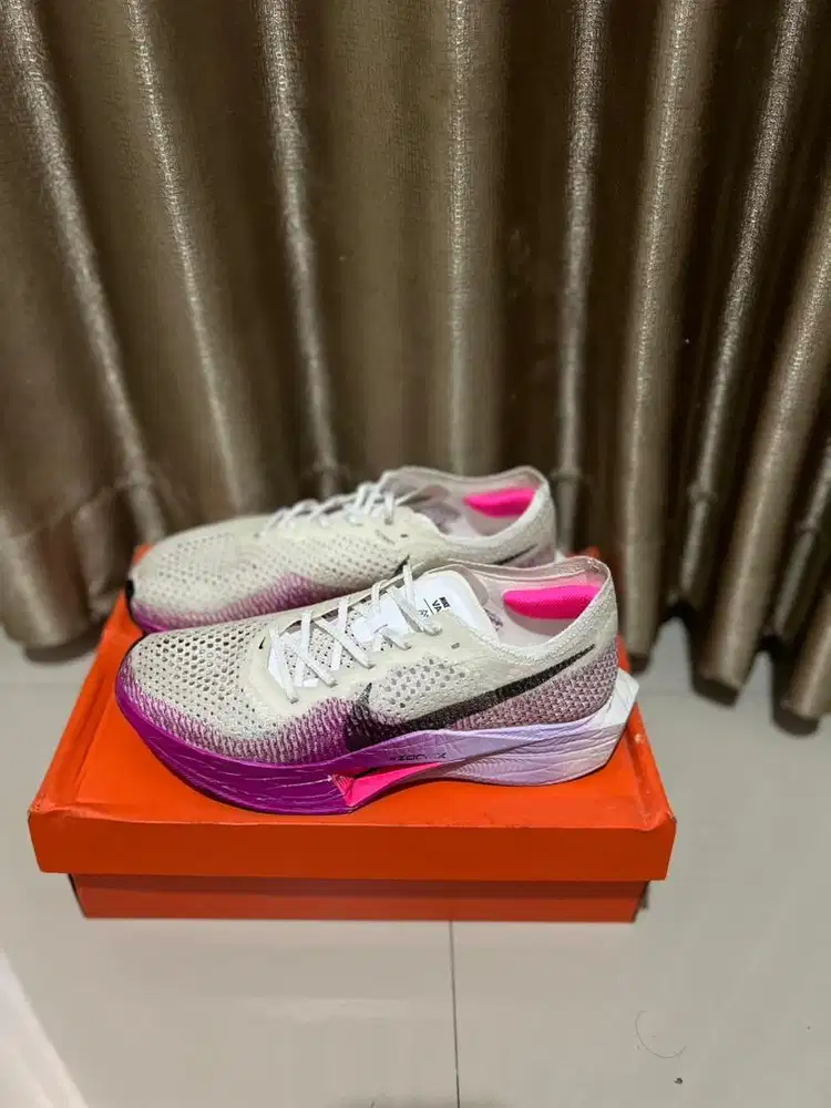 Jual sepatu lari Nike Vaporfly 3